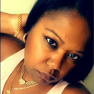 Meet your Posher, Tomicka